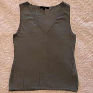 Gucci Cashmere Light Gray V-Neck Tank Top - Sz L - GUC